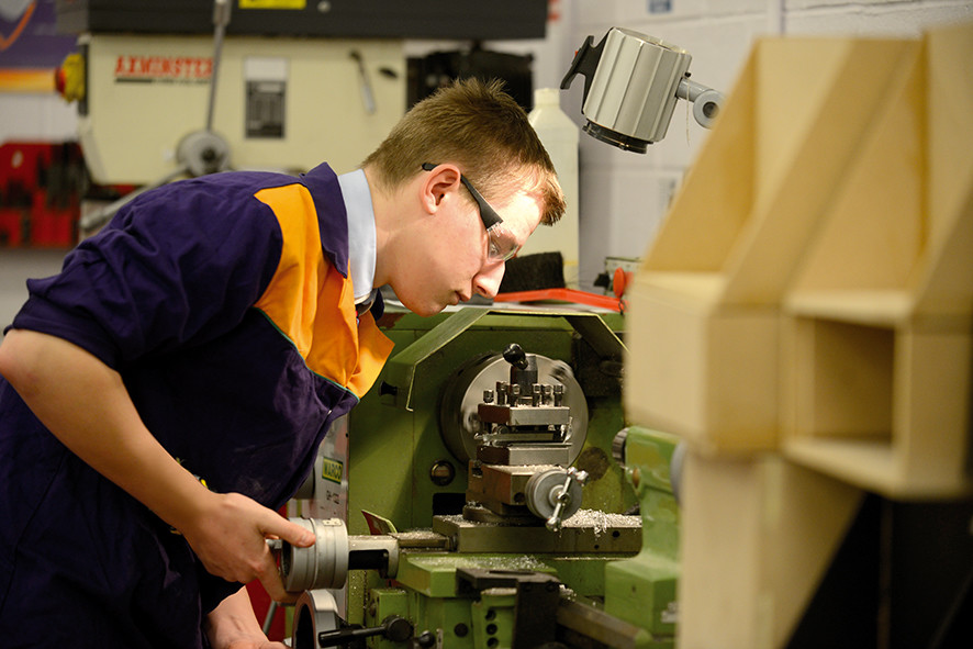  Lathe